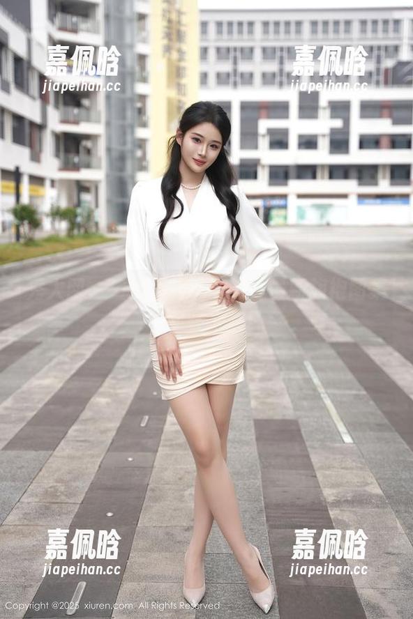 秀人网 - 爱到不行！安然儿最新旗袍图集，实在太美！