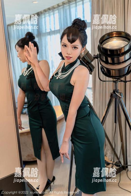 秀人网-徐莉芝Booty 秀人网 - 网袜写真集,徐莉芝Booty的秘密武器!分享这一切,让你的生活更有色彩!