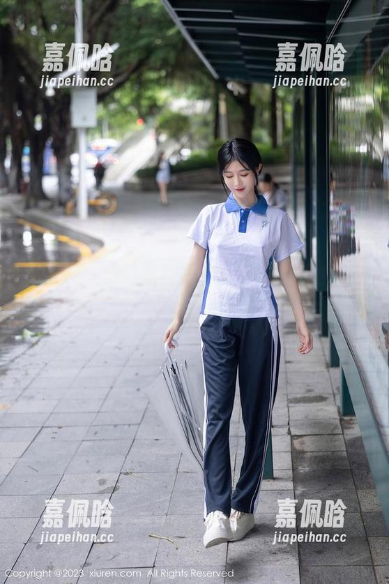 秀人网 - 超可爱！米妮大萌萌的短裙作品在线等你来发现
