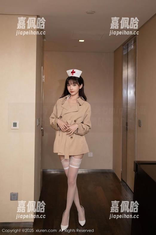 秀人网-美七mia 秀人网 - 高清牛奶世界:美七mia带你逛奶牛图集,别忘了喝口牛奶!