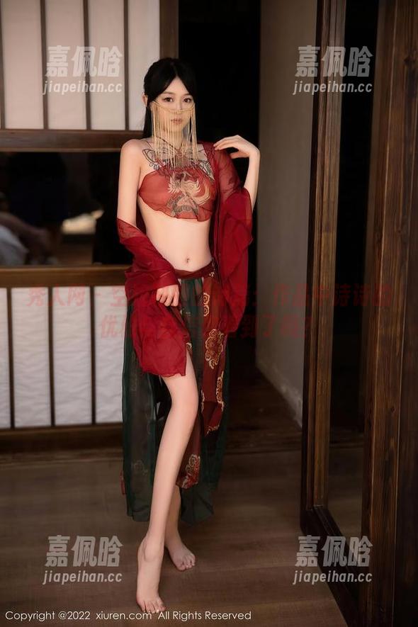 秀人网-诗诗 秀人网 - 空姐制服的诗篇:作品中诗诗的优雅与自信你看到了吗?