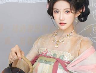 秀人网 – 精选麦田甜心的画面，甜到你牙疼，看看你能受得了多久！