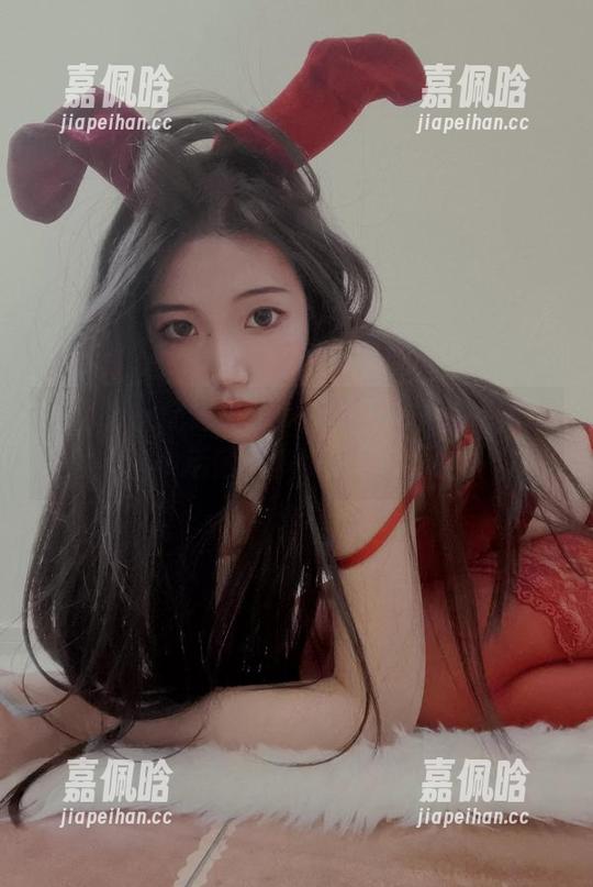 纪念小小v 微密圈 - 纪念小小v的作品分享,红裙背后藏着多少故事?