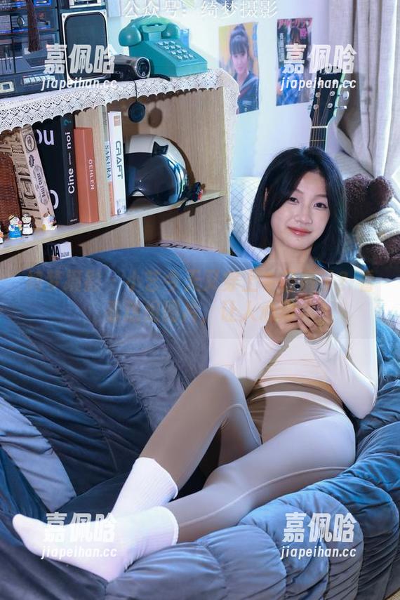 绮梦摄影-小艺 绮梦摄影 - 小艺今天又穿上牛仔裤了?看看这组图片,让人心动