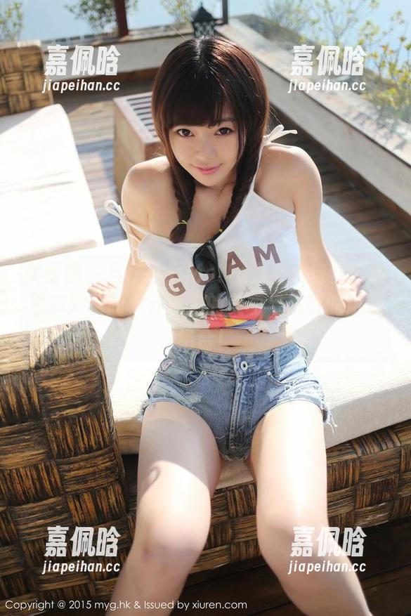 美媛馆-伊小七MoMo 美媛馆 - 当伊小七MoMo遇上大自然:高清户外瞬间,分享她的美丽与机智的绝妙结合!