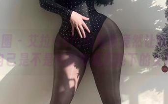 微密圈 – 艾拉·isla的写真竟然让我怀疑自己是不是也能变成月亮下的女神