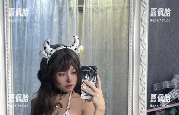 芊川一笑MNK 修女形象的颠覆:芊川一笑MNK全套图集的魔力在哪里?