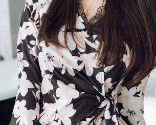 花漾show – Angela小热巴女友图集更新，360度无死角，快来探索她的每一面！