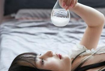 蜜桃社 – 观看时要小心！初月吊带合集给你意想不到的‘惊喜’！