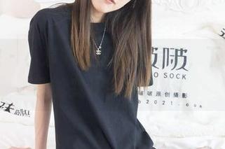 袜啵啵 – 小淳的匡威板鞋写真，下载完你也能变身街头潮人！