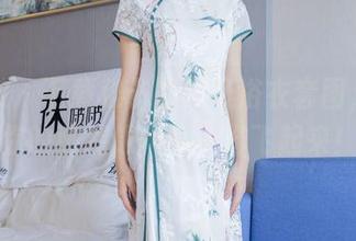 袜啵啵 – 下载稚予的和风浴衣套图，保证你的脑袋像风筝一样飞起来！