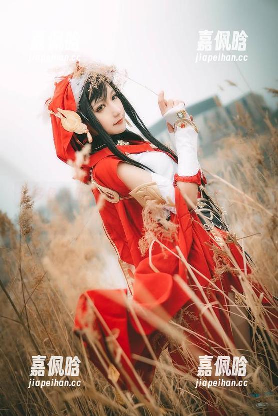 许多鱼鱼鱼的礼服图集：免费欣赏，让你心潮澎湃！