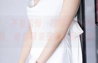 语画界 – 不看后悔，程程程牛仔裤套图下载，给你带来更多搭配灵感！