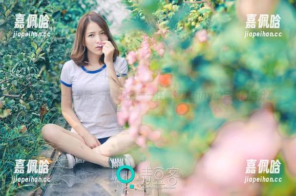 青豆客-汪佩妮Penny 青豆客 - 一条吊带,千种风情——汪佩妮Penny的定制图片分享