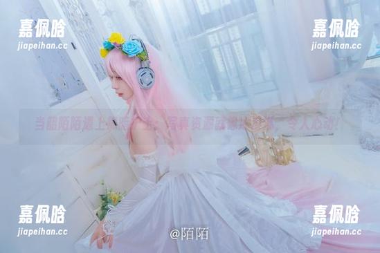 当韶陌陌遇上黑暗护士：写真资源就像冰淇淋，令人心动！