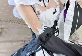 从未见过的婚纱风景：魔物喵nigisa带来的合集，谁能抵挡！下载一下就好！