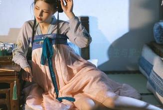 看鹿八岁baby如何用高清分享医生与护士的温暖
