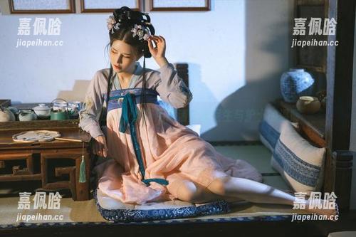 看鹿八岁baby如何用高清分享医生与护士的温暖