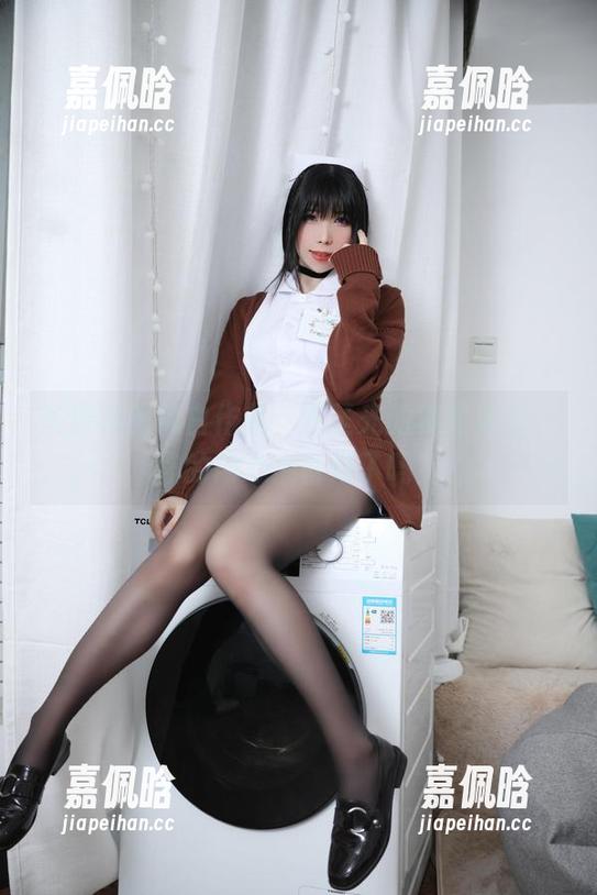 鹿野希的黑白作品：无圣光的视觉冲击，你的内心准备好了吗？